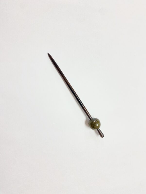 Kanzashi [acicular crystal] (K10)