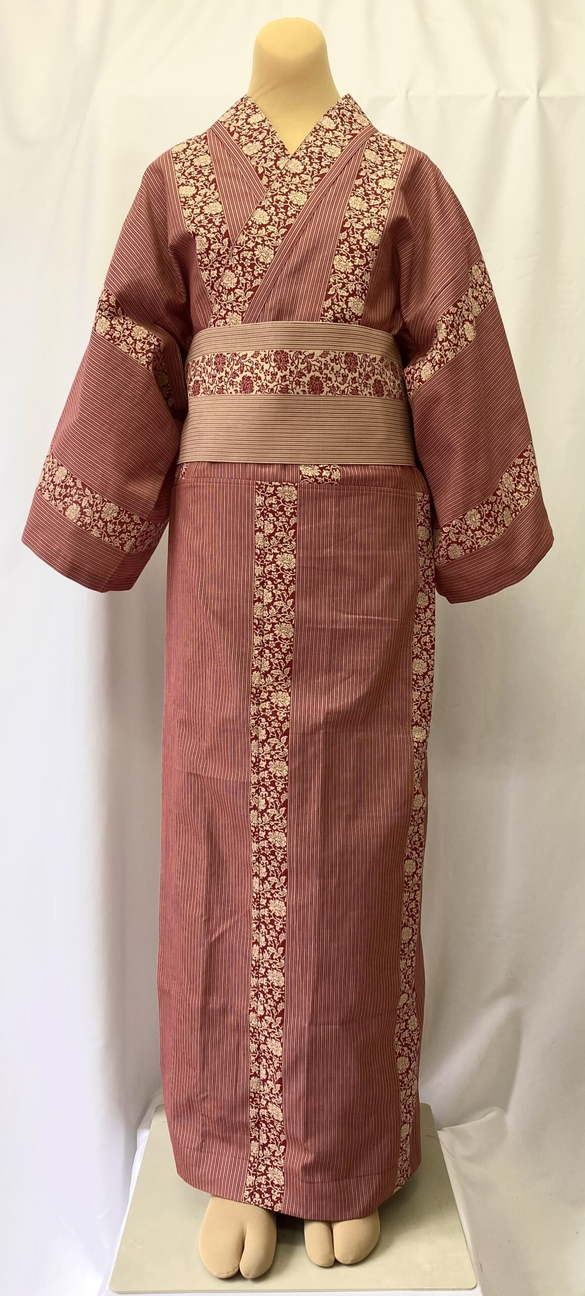 銀座きもの装 縞唐草柄 赤(女性用) Mサイズ - 画像 (3)